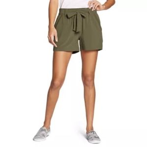 Eddie Bauer Departure High Rise shorts